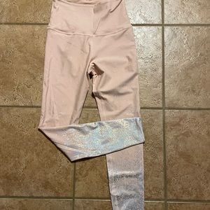 Beyond Yoga pink ombré legging M